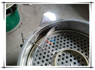 振動(dòng)篩出料口閘門(mén) 振動(dòng)篩出料口閘門(mén)